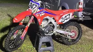 Honda CRF 250R (2020)  (5)
