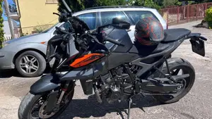 KTM 990 Duke (2024 - 26)  (2)