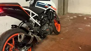 KTM 125 Duke (2021 - 23) 