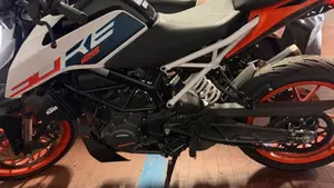 KTM 125 Duke (2021 - 23)  (5)