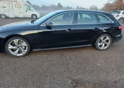 Audi A4 Avant 40 2.0 tdi mhev S line edition 204cv s-tronic (2)