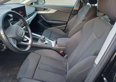 Audi A4 Avant 40 2.0 tdi mhev S line edition 204cv s-tronic (5)