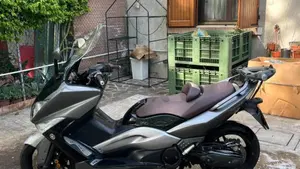 Yamaha T-Max 500 (2008 - 12)  (2)