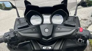 Yamaha T-Max 560 (2020 - 21)  (16)