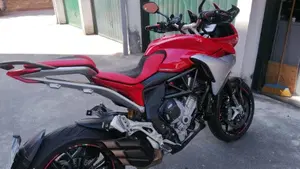 MV Agusta Turismo Veloce 800 (2014 - 16)  (9)