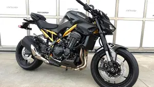 Kawasaki Z 900 (2025 - 26)  (3)