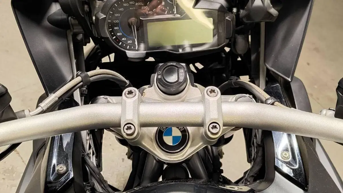 Bmw R 1200 GS (2017 - 18)  (2)