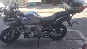 Yamaha FZ6 Fazer (2004 - 07)  (4)