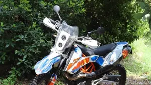 KTM 690 Enduro R (2009 - 11)  (4)
