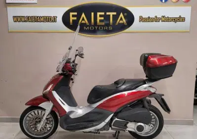 Piaggio Beverly 300 i.e. (2010 - 16) - Annuncio 9927887