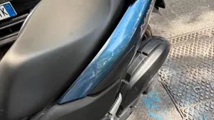 Yamaha N-Max 155 (2022 - 25)  (3)