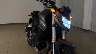 Honda CB 750 Hornet (2023 - 24) usata
