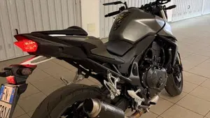 Honda CB 750 Hornet (2023 - 24)  (4)