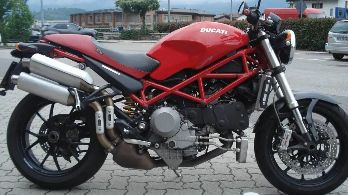 Ducati Monster S4R Testastretta 