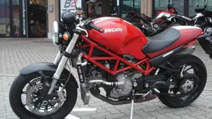 Ducati Monster S4R Testastretta  (3)