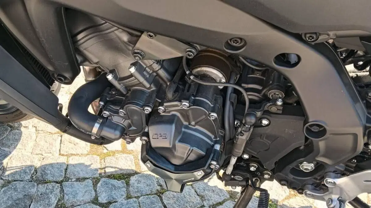 Yamaha Tracer 9 GT (2025 - 26)  (11)