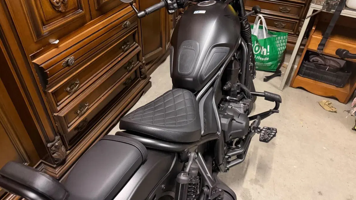 Honda CMX 1100 Rebel + Special Edition DCT (2025 - 26)  (2)