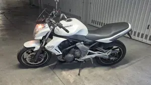 Kawasaki ER-6N (2009 - 11) 