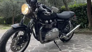 Triumph Thruxton 900 (2004 - 15) 
