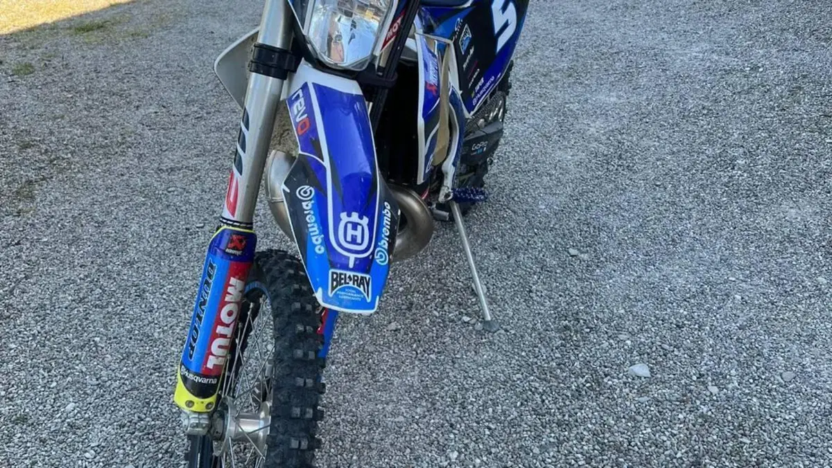 Husqvarna TE 250i (2018)  (2)