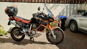 Honda Transalp XL 600V (1994 - 96)  (11)