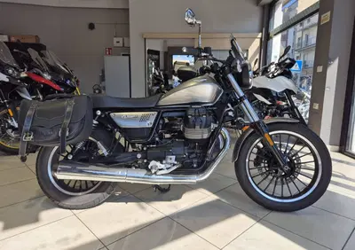 Moto Guzzi V9 Roamer (2021 - 24) - Annuncio 10007952