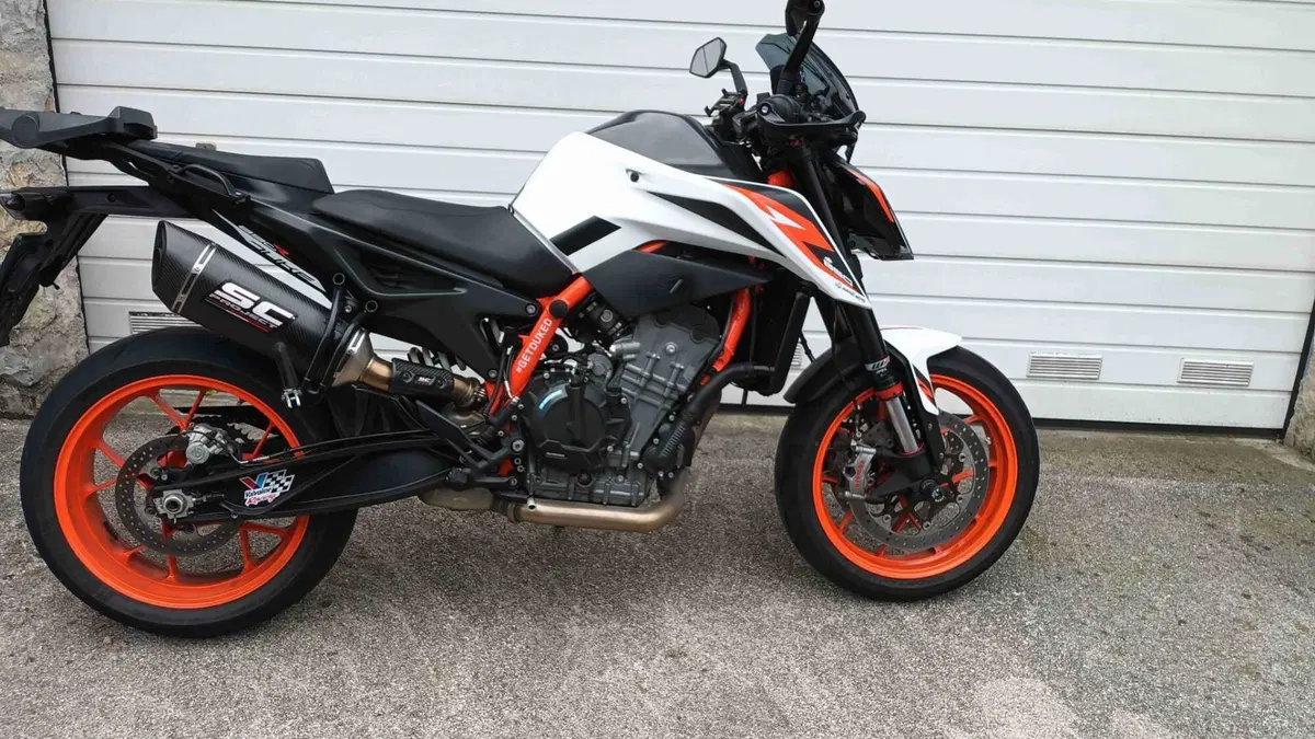 KTM 890 Duke R (2021)  (4)