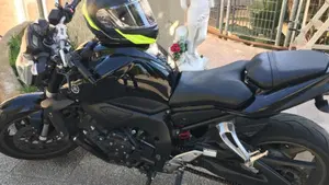 Yamaha FZ1 (2006 - 16)  (6)