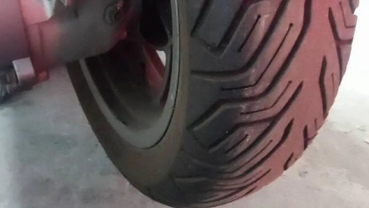 Kymco Xciting 400i ABS (2016 - 20)  (4)