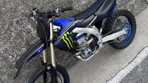 Yamaha YZ 450 F Monster Energy (2022) 