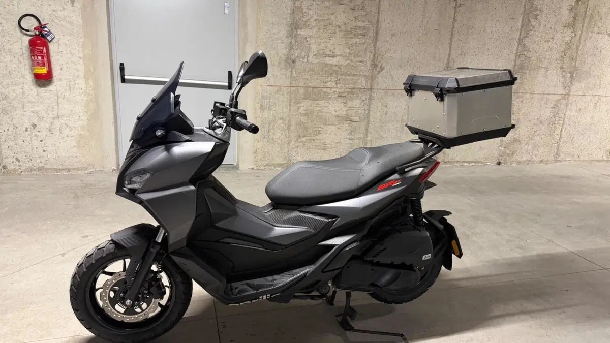 Aprilia SR GT 200 (2025 - 26)  (3)