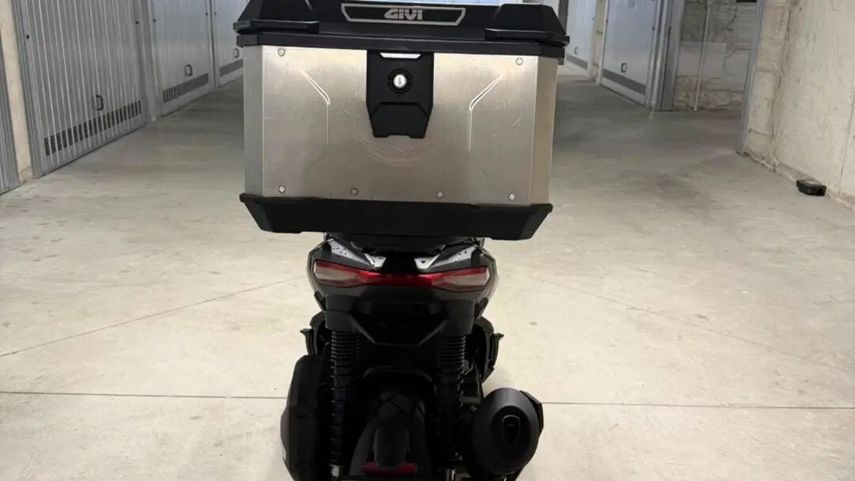 Aprilia SR GT 200 (2025 - 26)  (7)