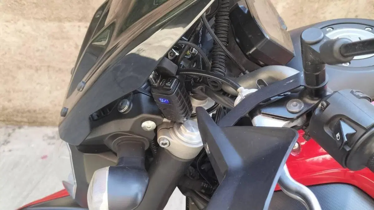 Yamaha MT-07 (2014 - 16)  (6)