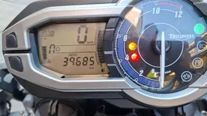 Triumph Tiger 800 ABS (2010 - 14)  (8)