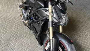 Ducati Streetfighter 848 (2011 - 15)  (3)