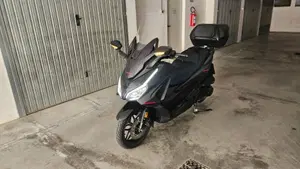 Honda Forza 350 Deluxe (2025 - 26)  (2)