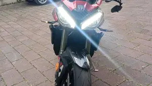 Triumph Street Triple 765 RS (2023 - 26)  (4)