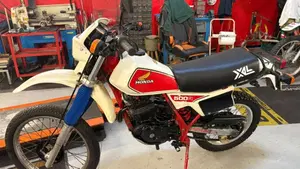 Honda   (2)