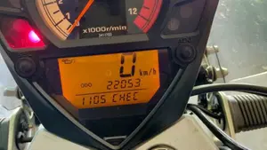 Suzuki SV 650 (2003 - 06)  (5)