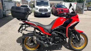 Moto Morini X-Cape 650 Gold Wheels Edition (2022 - 26)  (10)