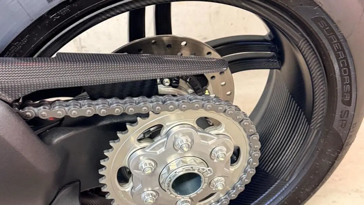 Ducati Panigale V4 1100 SP (2021)  (3)