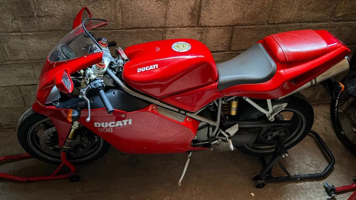 Ducati   (8)