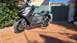 Yamaha T-Max 560 (2022 - 24)  (7)