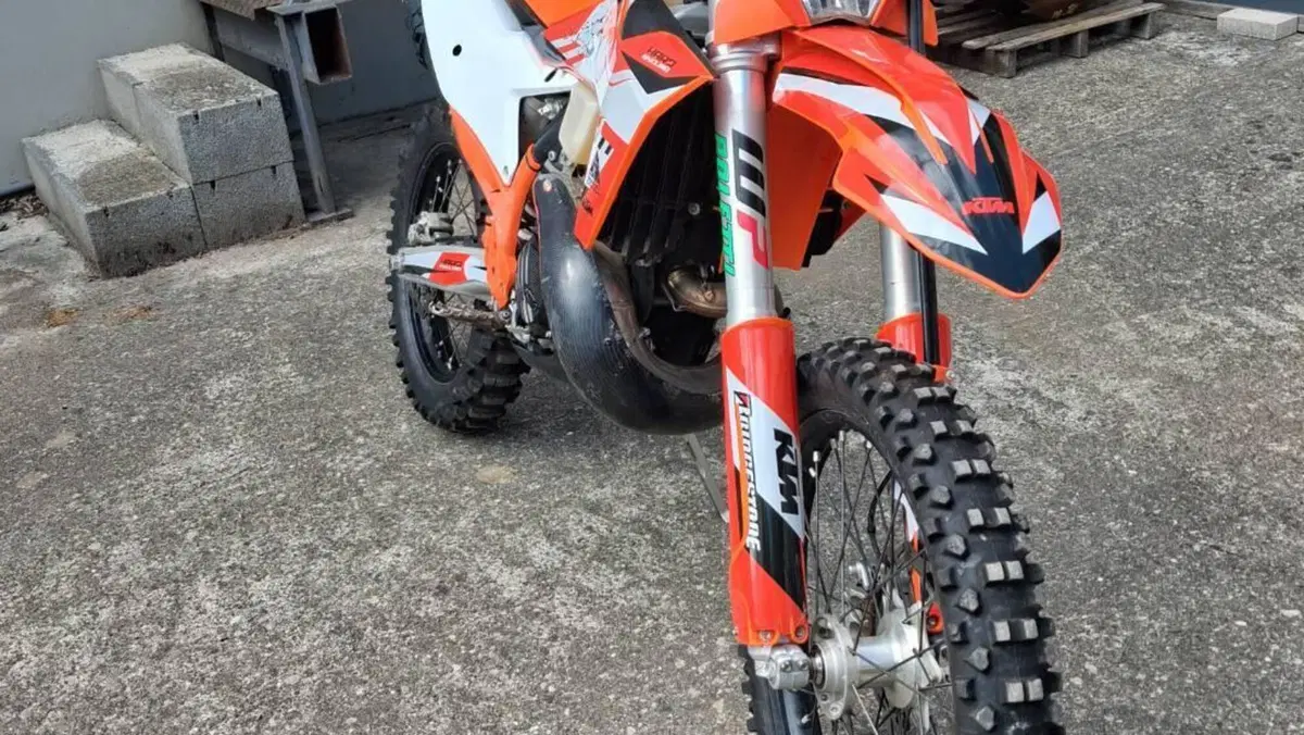 KTM 250 EXC TBI (2024) 