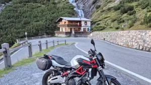 Aprilia Shiver 750 (2010 - 16)  (3)