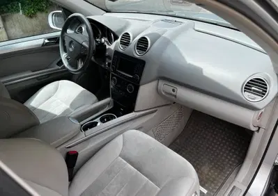 Mercedes-Benz Classe ML 320 CDI (6)