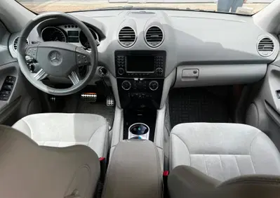 Mercedes-Benz Classe ML 320 CDI (7)