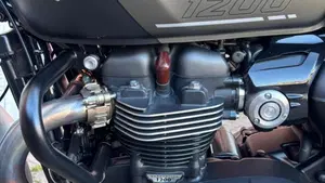 Triumph Speed Twin 1200 (2021 - 24)  (6)