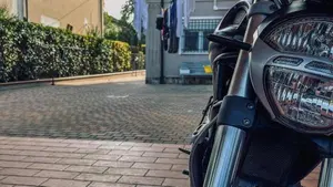 Ducati Monster 696 (2008 - 13)  (2)