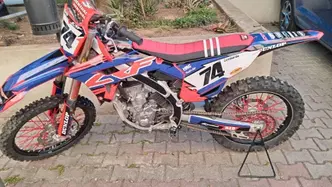 Honda CRF 250R (2022) usata